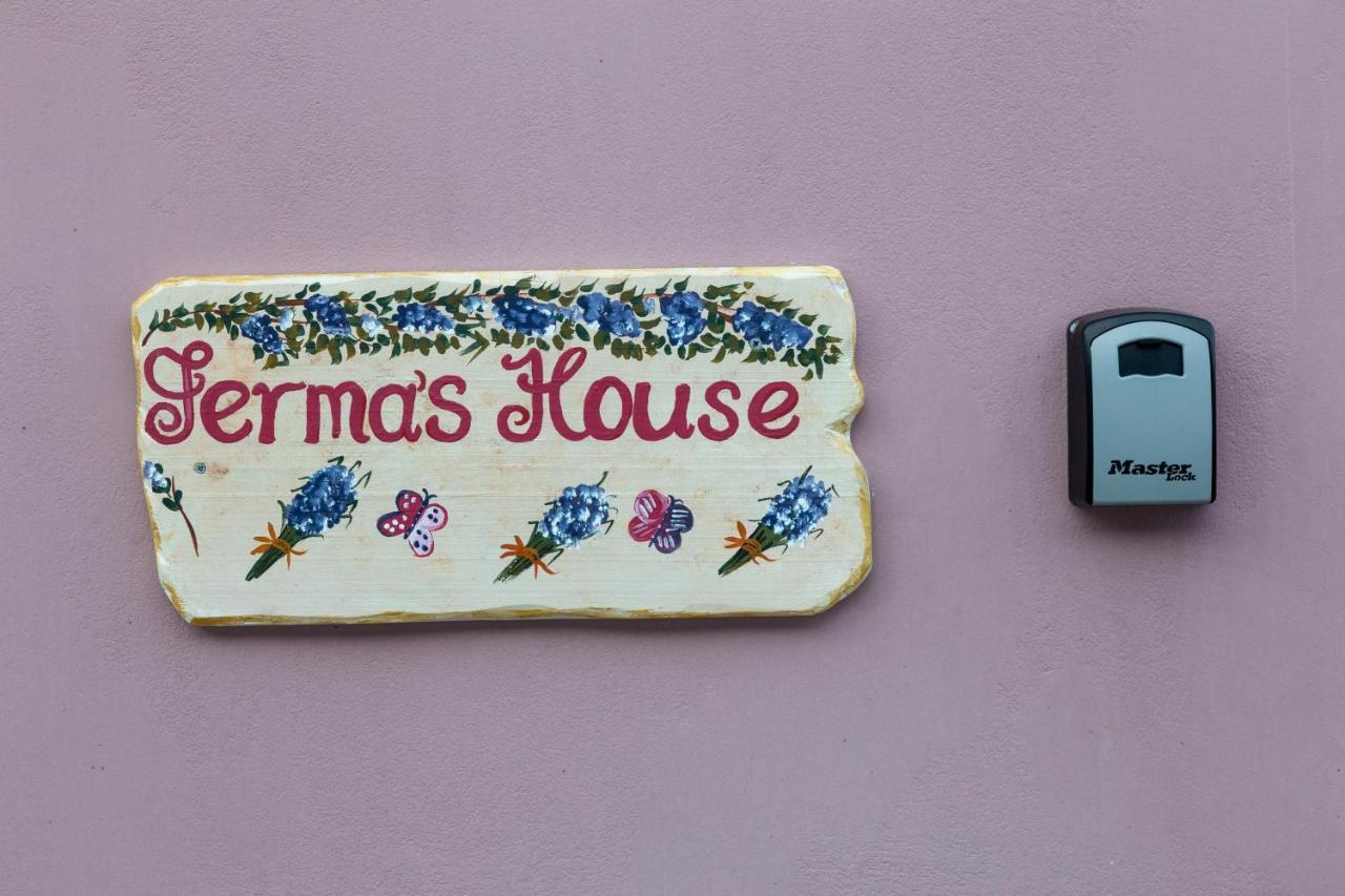 Apartamento Jerma'S House Lixouri Exterior foto