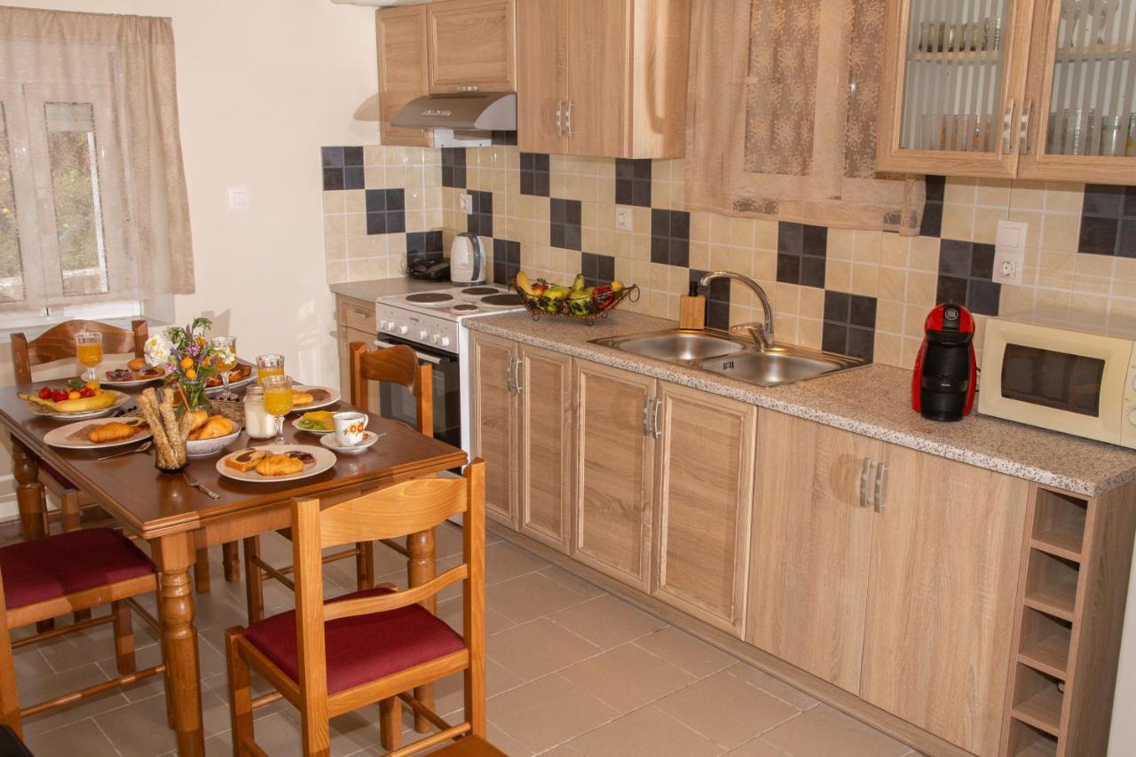 Apartamento Jerma'S House Lixouri Exterior foto